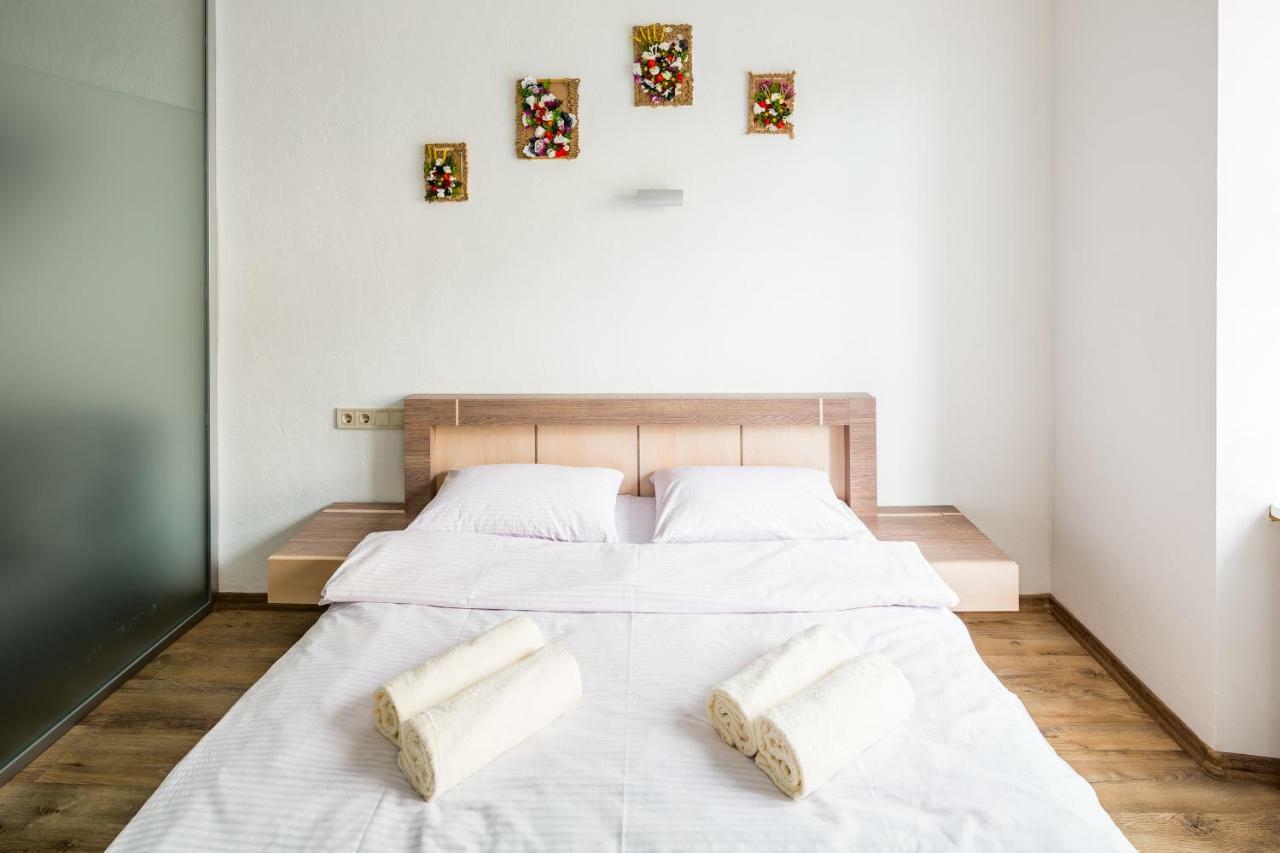 Ferienwohnung Romari Площа Ринок 29 Lemberg Exterior foto